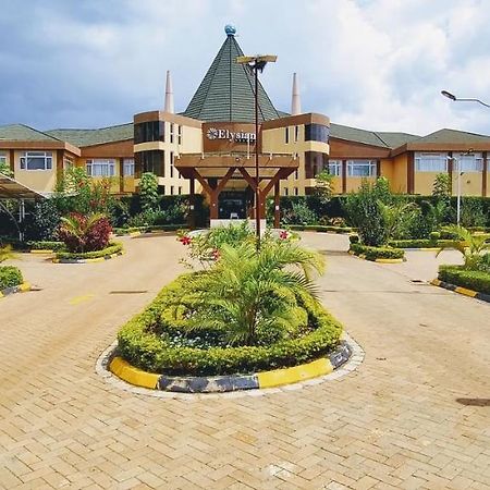 Elysian Resort Gathanga Bagian luar foto